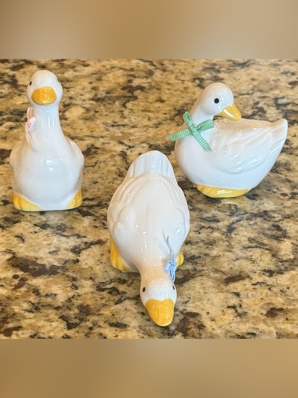 *Set* Target Ceramic Mini White Duck Figurine Set of 3